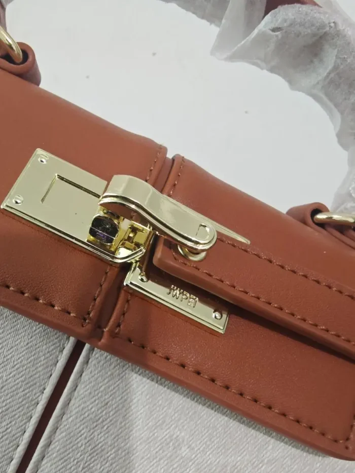 2025 Trapezoidal Leather Women's Bag Versatile Fashion Niche Handbag Top-handle Bags на сумки плечо кожаная sac de luxe femme – Bild 17