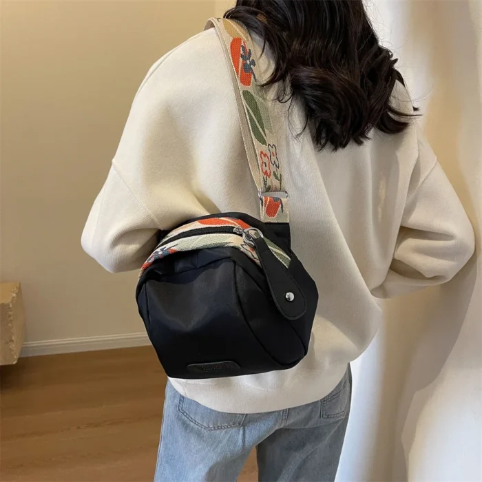 Fashion Crossbody Bags For Women Oxford Cloth Pillow Shell Shoulder Bag Large Capacity Travelling Casual Street Small Fabric Bag - Image 23