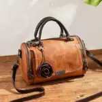 Ledertasche mit Griffen und abnehmbarem Schulterriemen, braun, elegante Damentasche für den Alltag.